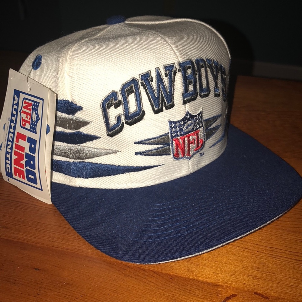 Vintage Logo Athletics Dallas Cowboys SnapBack.